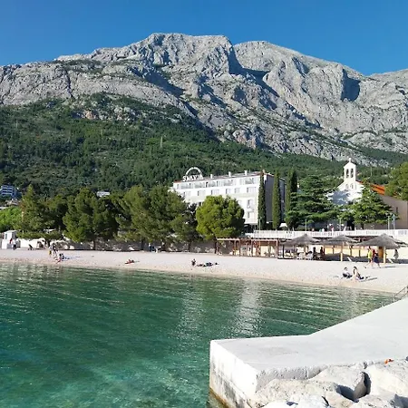 Summer Point Baška Voda